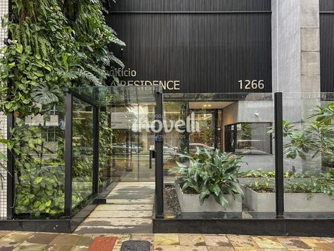 Apartamento à venda em Maringá, Zona 01, com 3 suítes, com 194.26 m², Lá Residence
